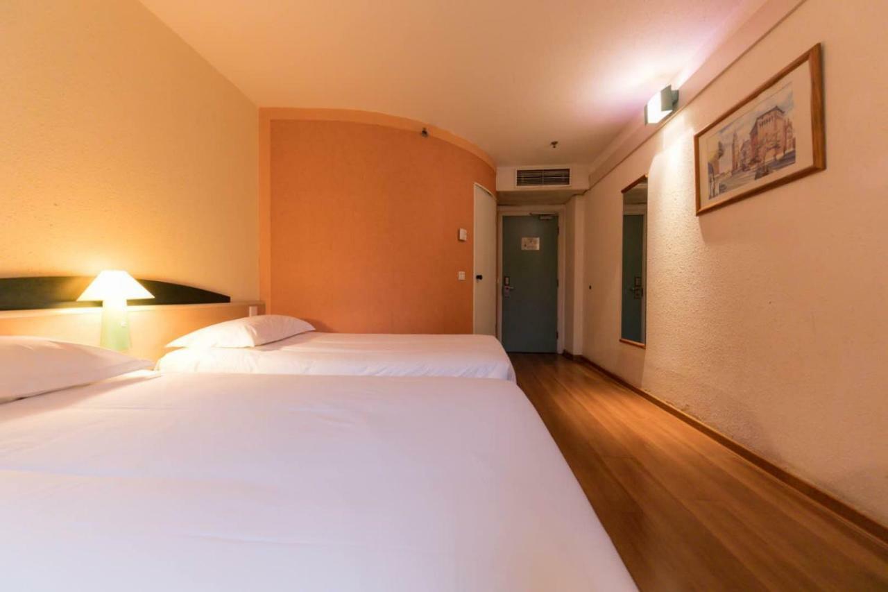 Ibis Wuhan Hankou Esterno foto