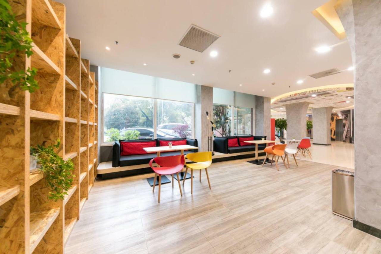 Ibis Wuhan Hankou Esterno foto