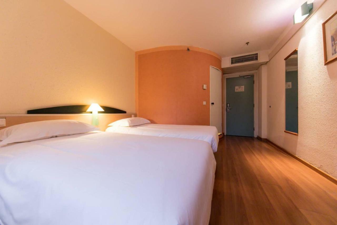 Ibis Wuhan Hankou Esterno foto
